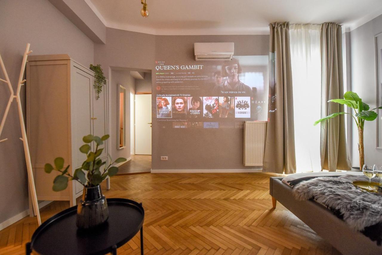 Modern Stay - Central Studios With Wall Projector Near Radisson Bükreş Dış mekan fotoğraf